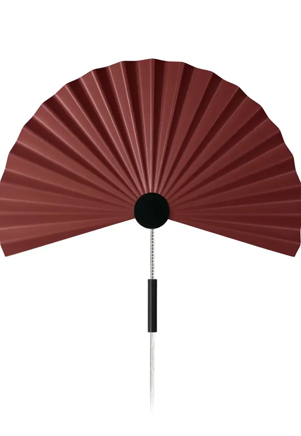 Fin Lampa som passar bra vid många olika tillfällen.