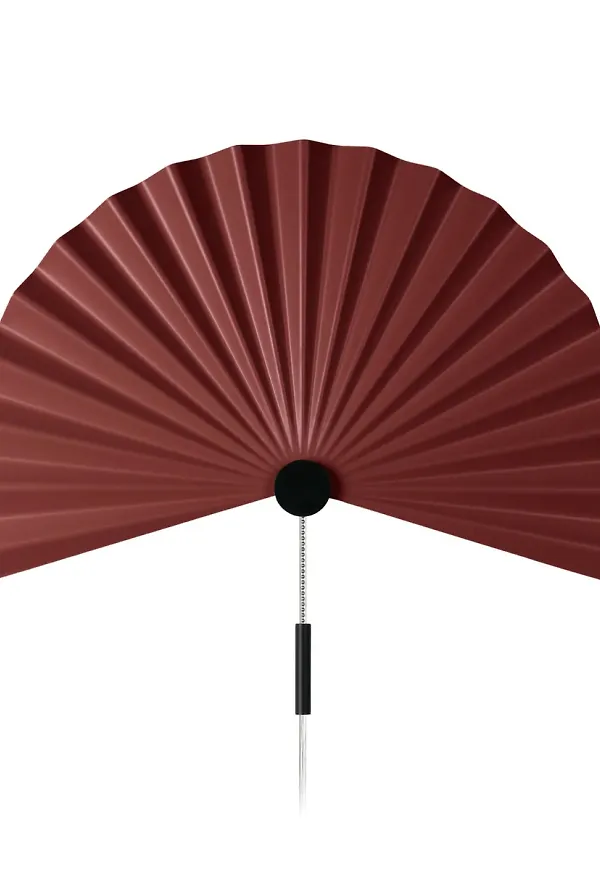 Klassisk Lampa som passar bra vid många olika tillfällen.