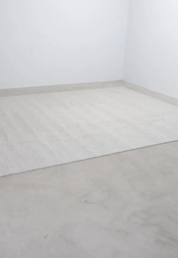 Vacker ullmatta i grått från GOF.