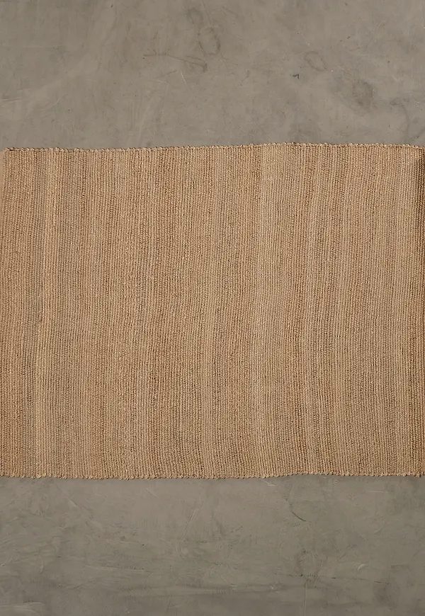 Skön brun matta 2025 från GOF.