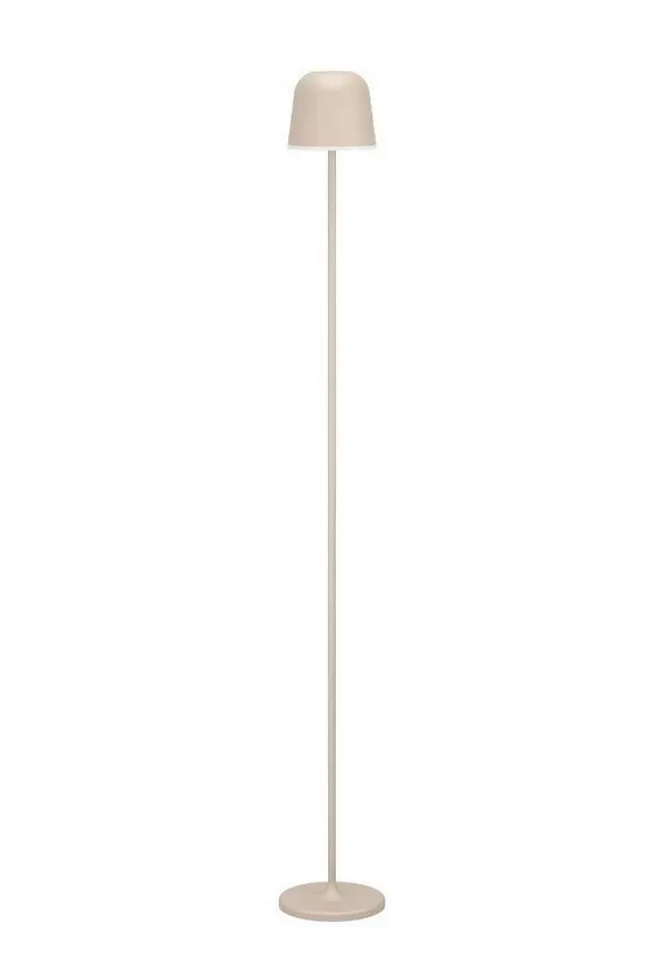Vit Eglo-lampa i snygg modell.