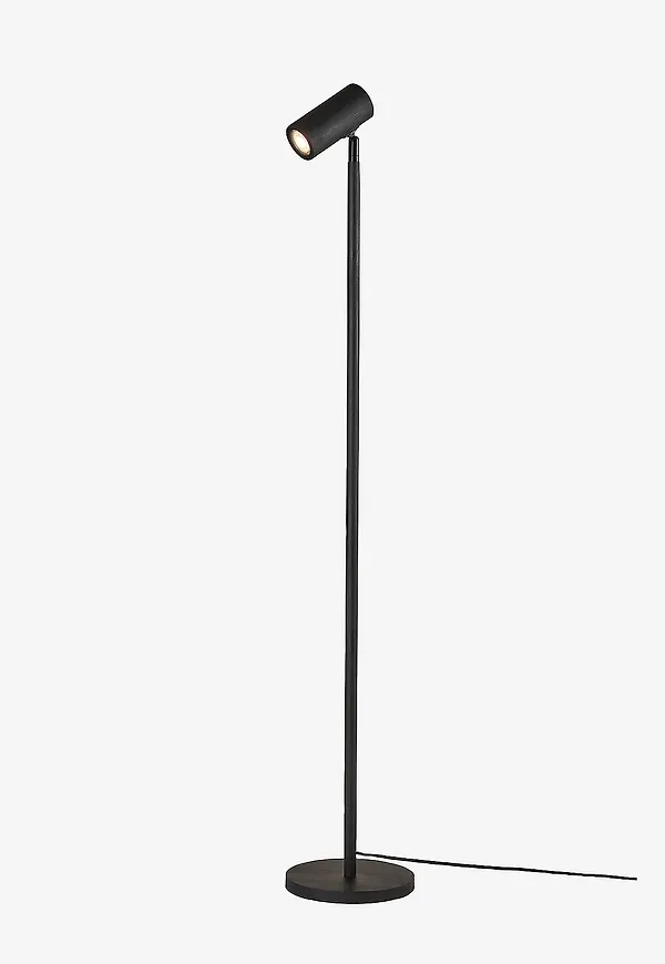 Fin svart lampa 2026 från Good&Mojo.