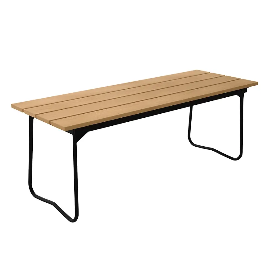 Riktigt snygg svart bänk i ek från Grythyttan Stålmöbler.