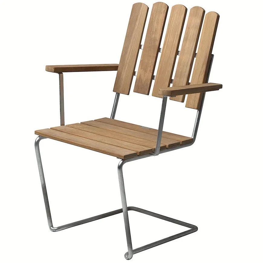 Ikonisk teakfåtölj 2025 från Grythyttan Stålmöbler.