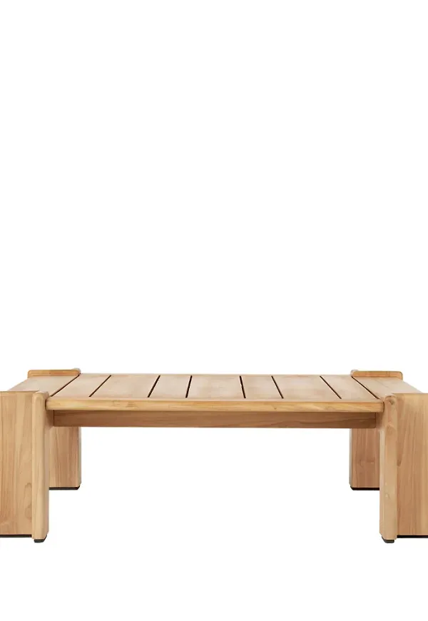 Stilren soffbord i brun färg gjord i teak.