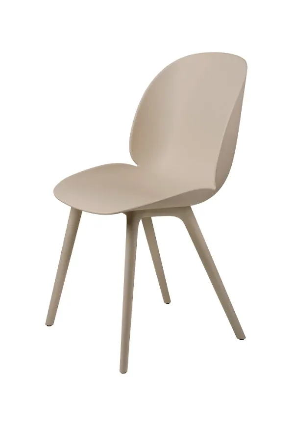 Supersnygg möbel i beiget från Gubi.