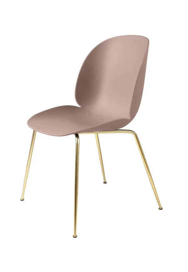 Fantastiskt fin stol 2025 från Gubi.