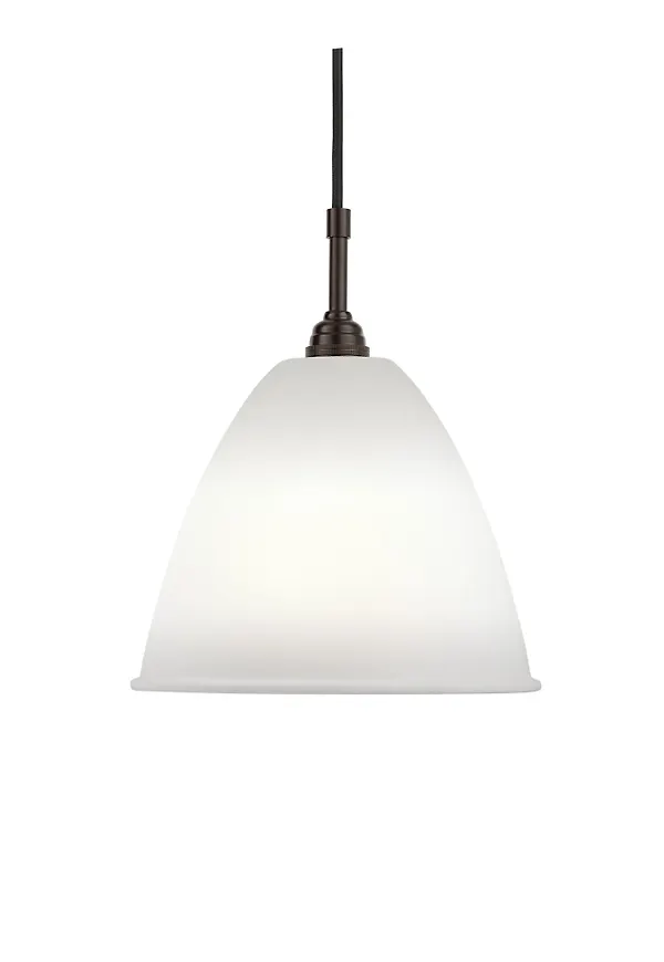 Stilren svart lampa 2026 från Gubi.