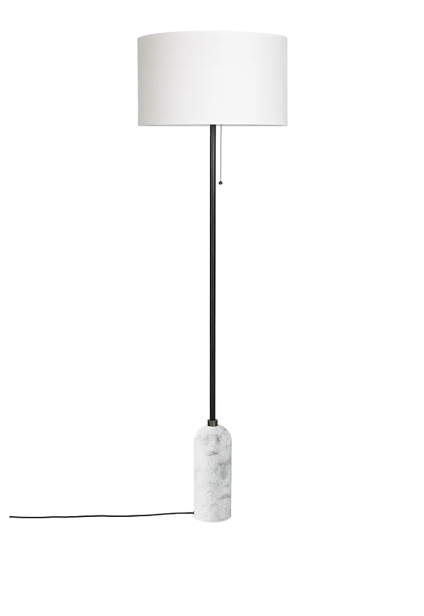 Riktigt fin vit lampa 2026 från Gubi.