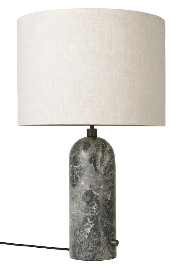 Smickrande grå bordslampa 2026 från Gubi.