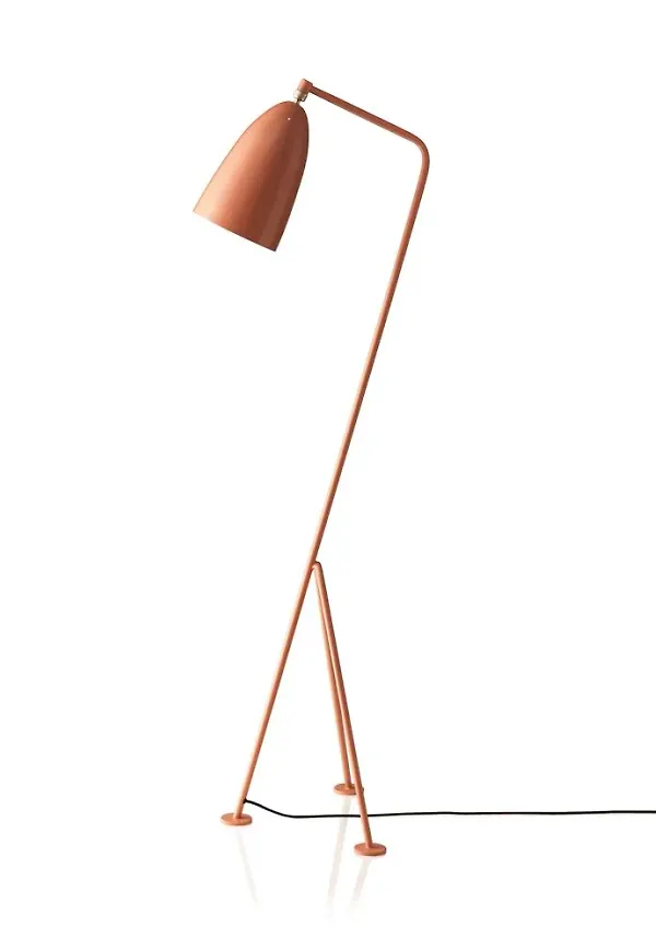 Röd lampa som passar perfekt till sommaren 2025!