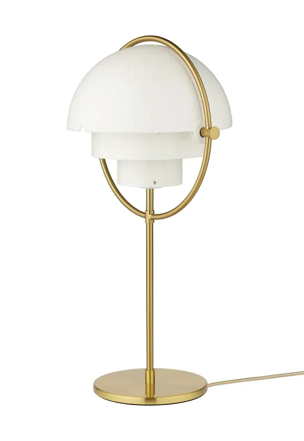 Modern Lampa som passar bra vid många olika tillfällen.