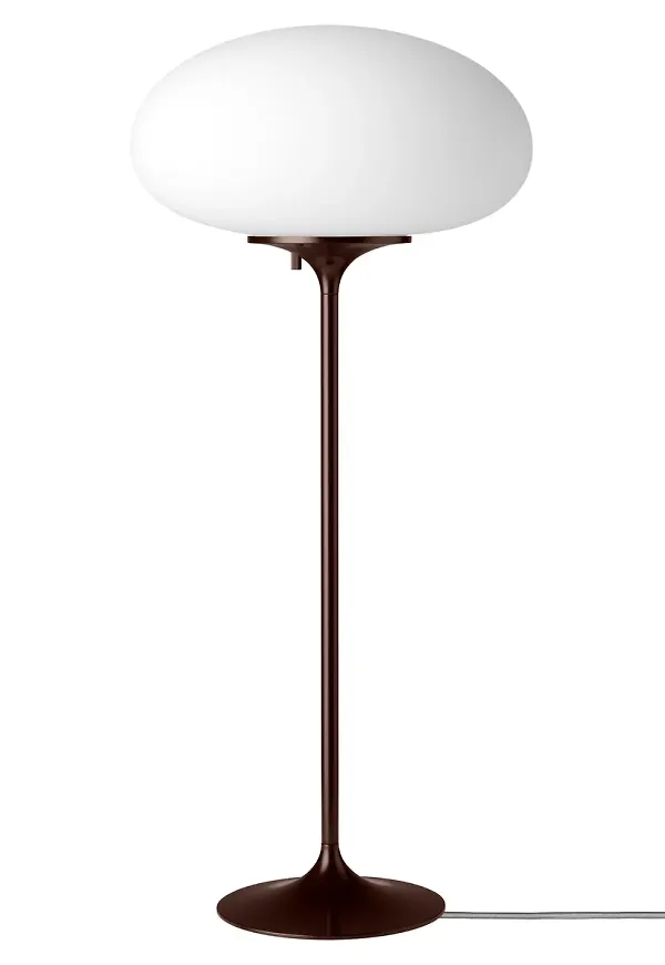 Röd lampa som passar perfekt till sommaren 2025!