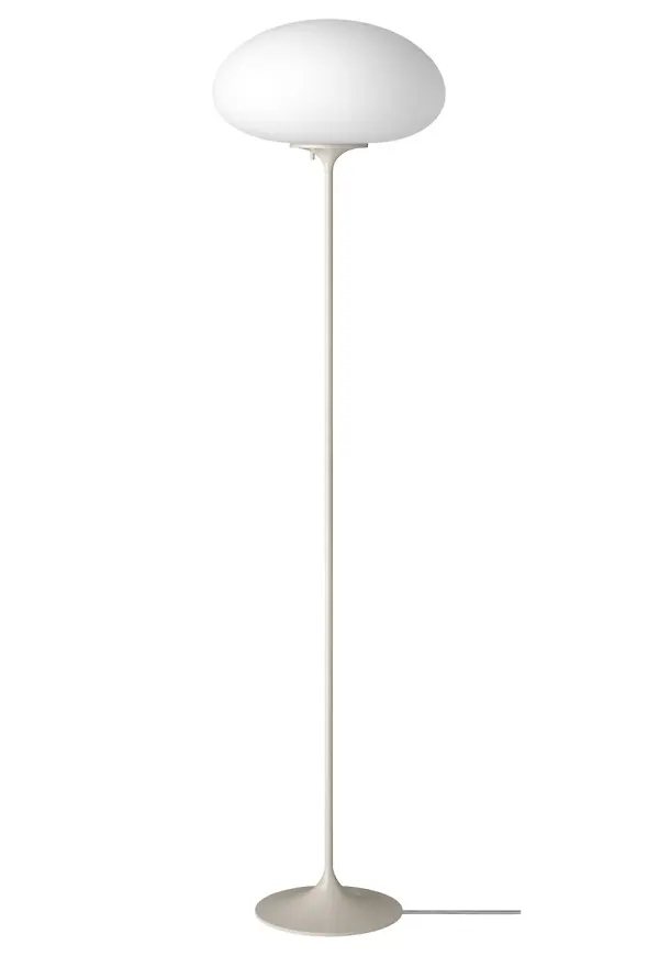 Stilren lampa 2025 från Gubi.