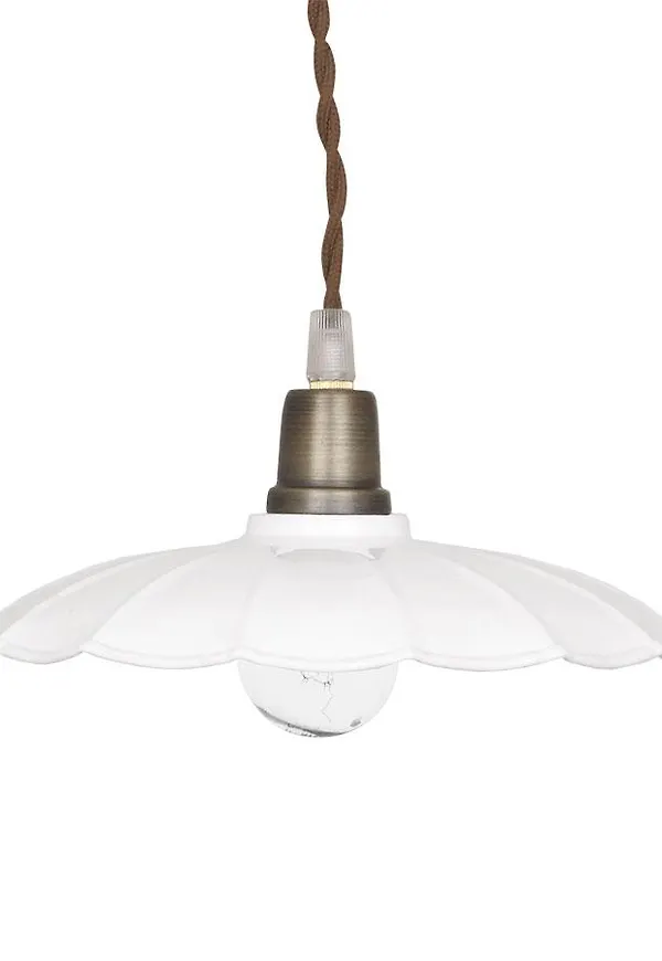 Moderiktig taklampa 2025 från Strömshaga.