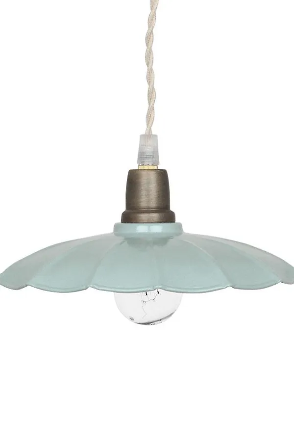 Stilriktig globlampa 2025 från Strömshaga.