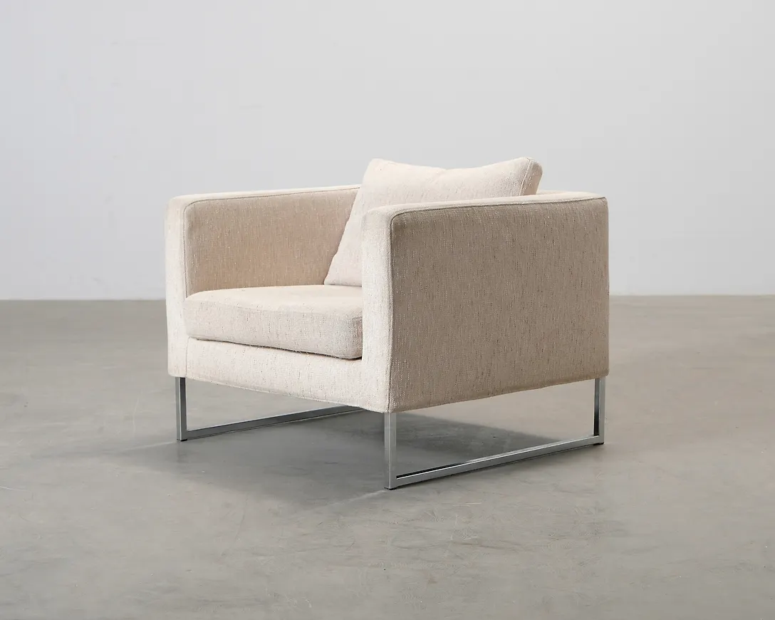 Klassisk fåtölj 2026 från Hakola.