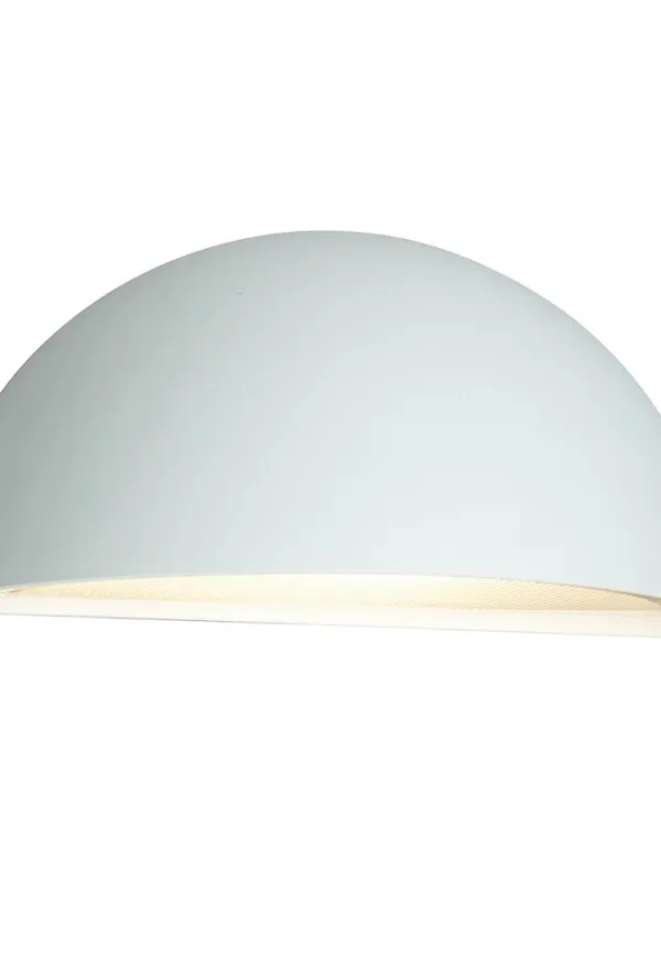 Stilren Lampa som passar bra vid många olika tillfällen.
