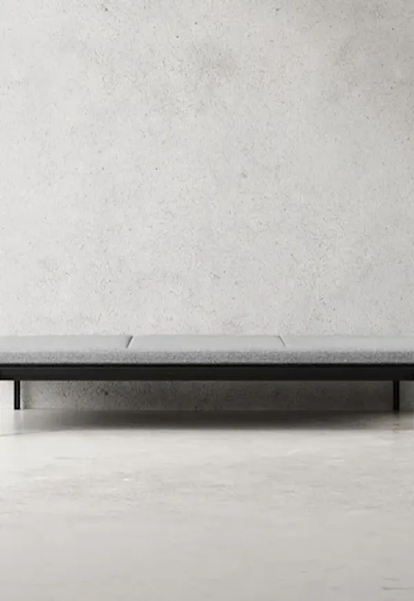 Härlig fåtölj i grått från NICHBA.