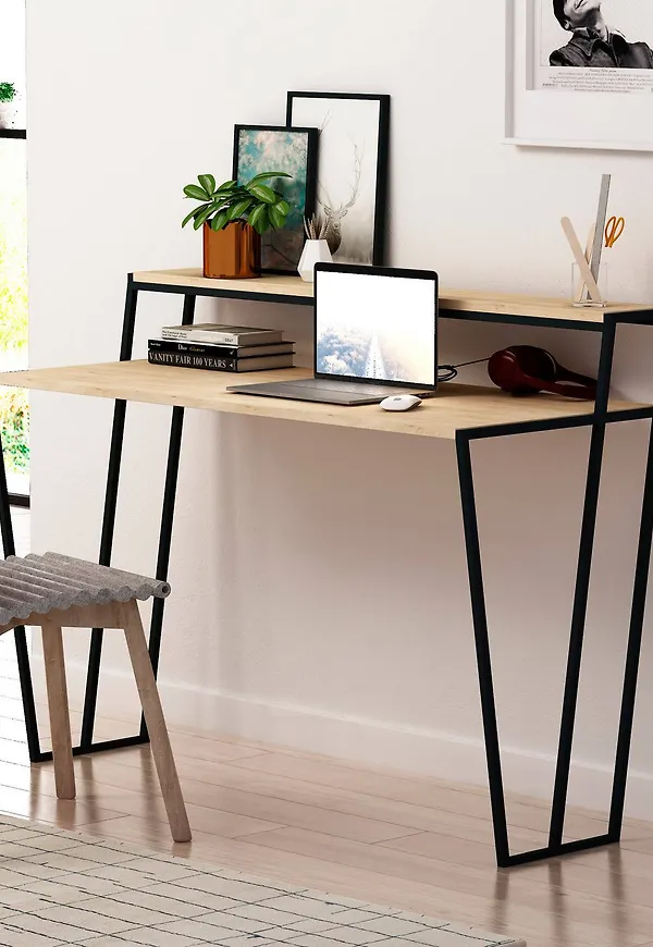 Klassisk ekmatbord 2025 från Hanah Home.