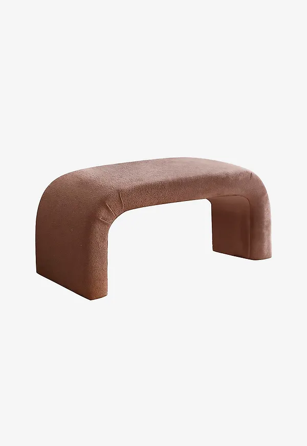 Riktigt trendig sittpuff 2026 från Hanah Home.