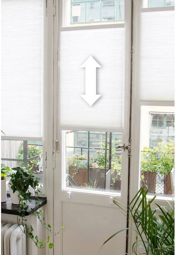 Vacker hissgardin 2025 från Hasta.