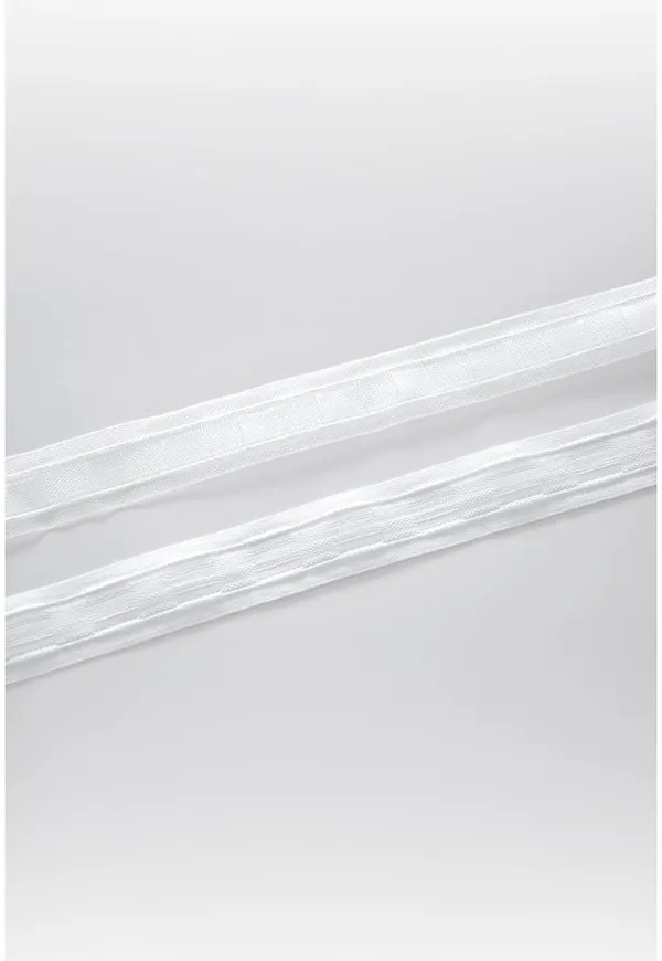 Jättefin gardin 2025 från Hasta.