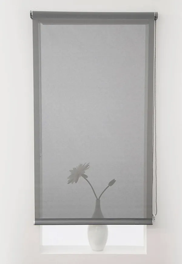 Rullgardin som passar perfekt till sommaren 2025!