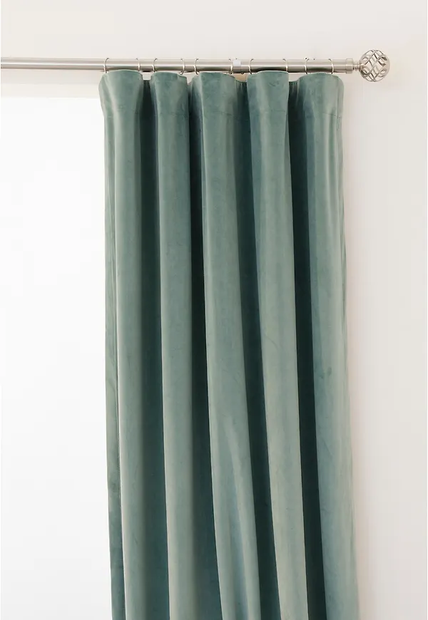 Söt gardin i grönt från Hasta.