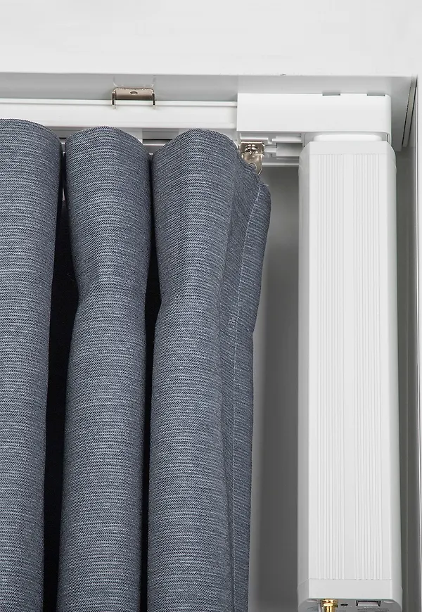 Snygg vit gardin 2025 från Hasta.