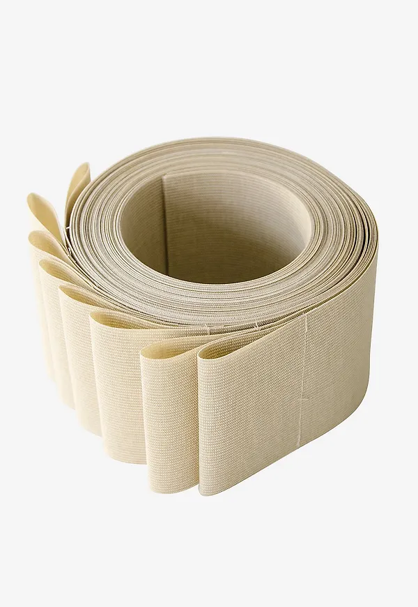 Beige Hasta-gardin i superfin modell.