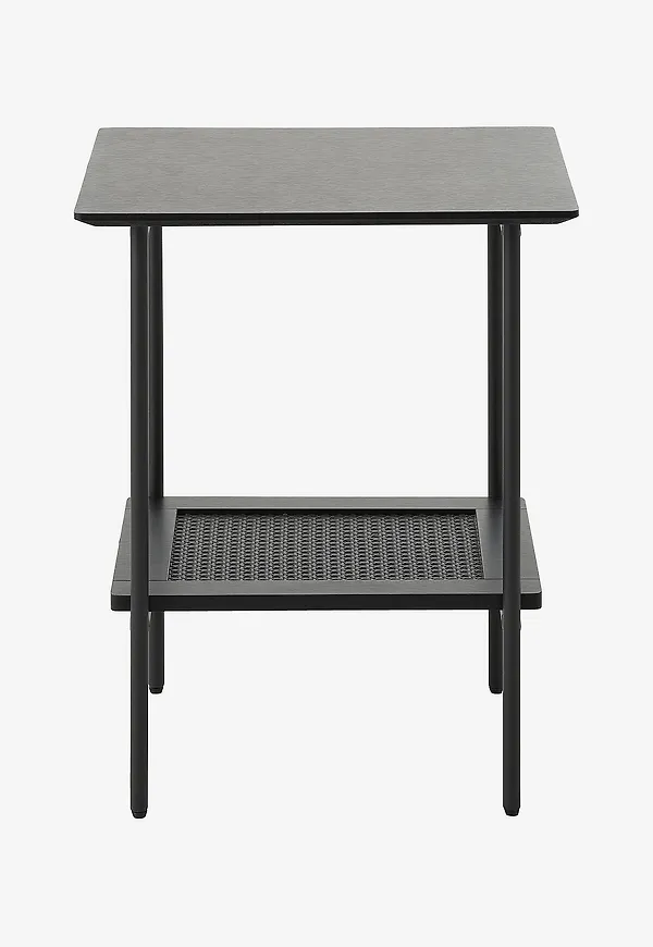 Elegant bord i svart från Håum.