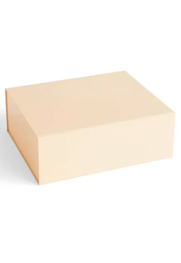 Otroligt fin låda i gult från HAY.