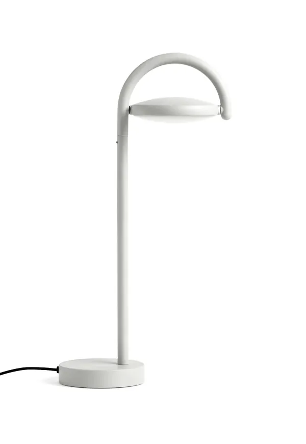 Smickrande grå lampa 2025 från HAY.