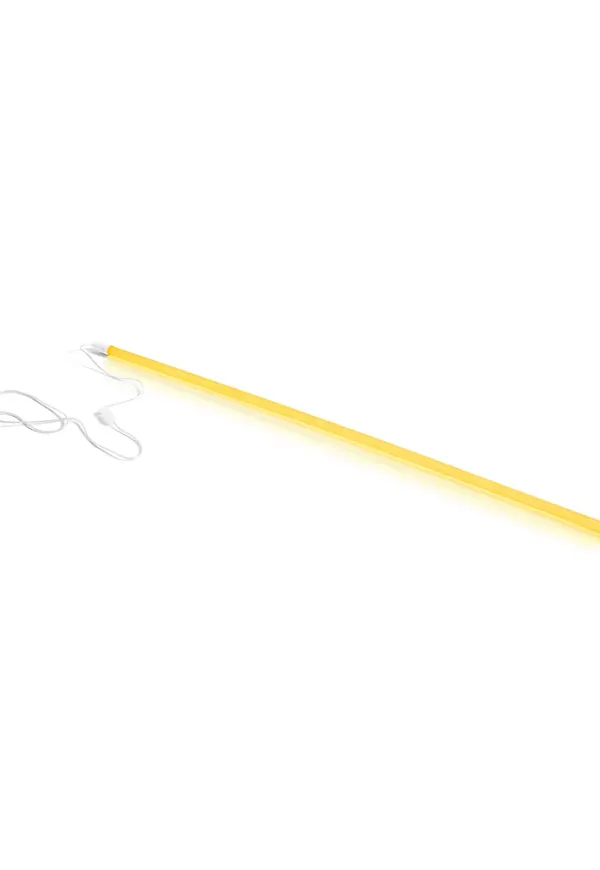 Jättesnygg lampa 2025 från HAY.