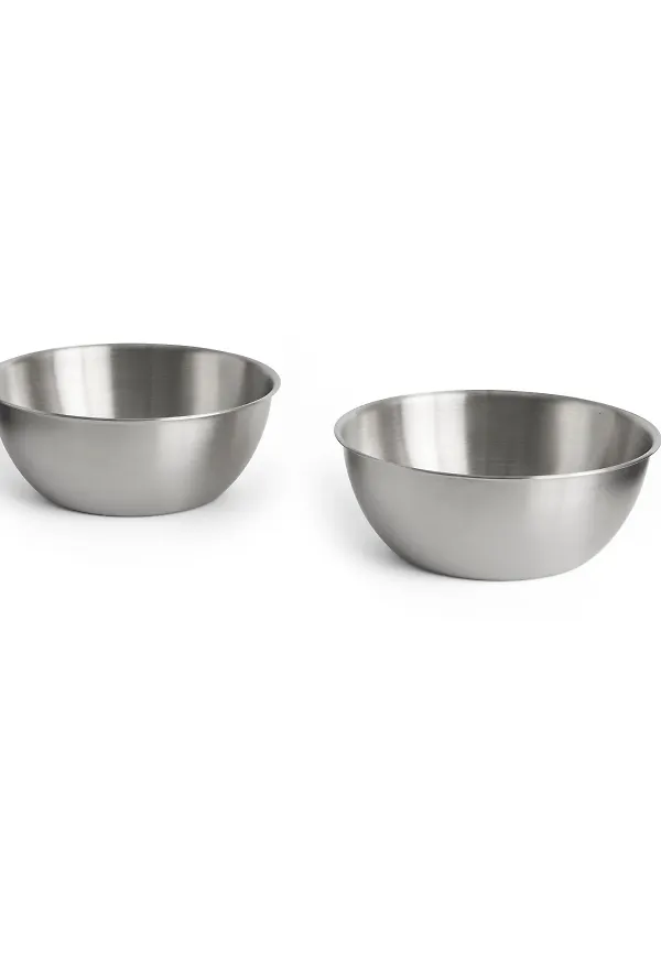Silverfärgad HAY-serveringsskål i exklusiv modell.