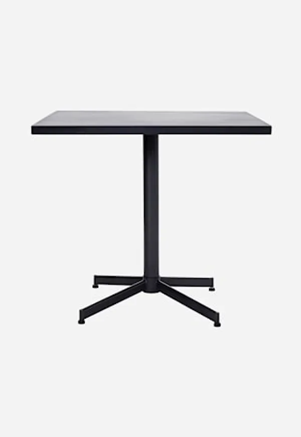 Otroligt fin bord i järn från House Doctor.