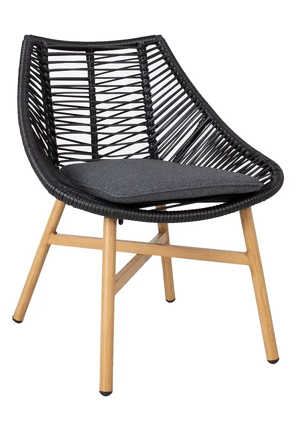 Cool Stol som passar bra vid många olika tillfällen.