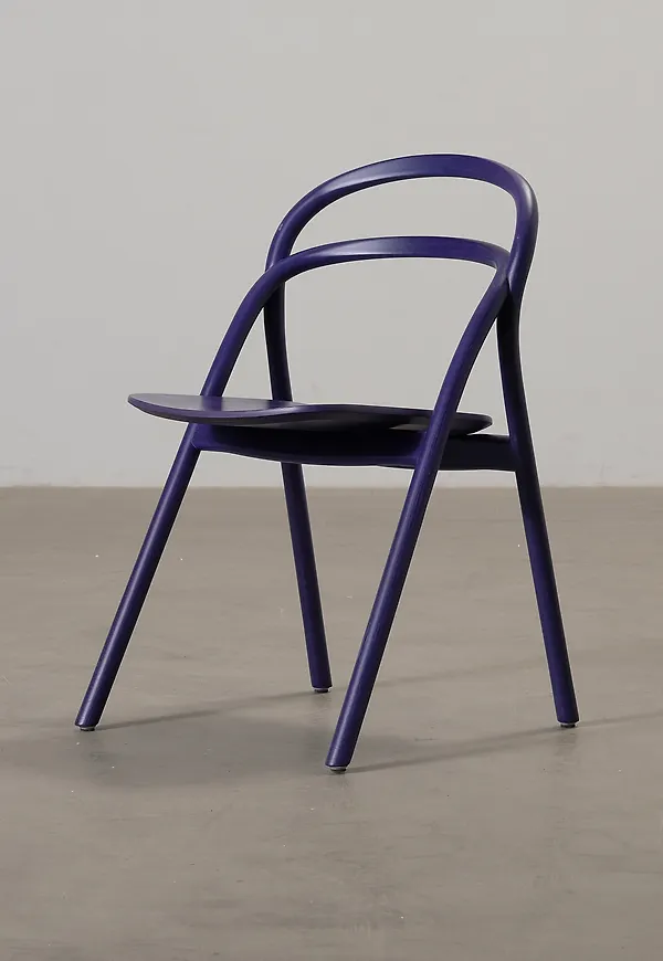 Brun Hem-stol i otroligt snygg modell.