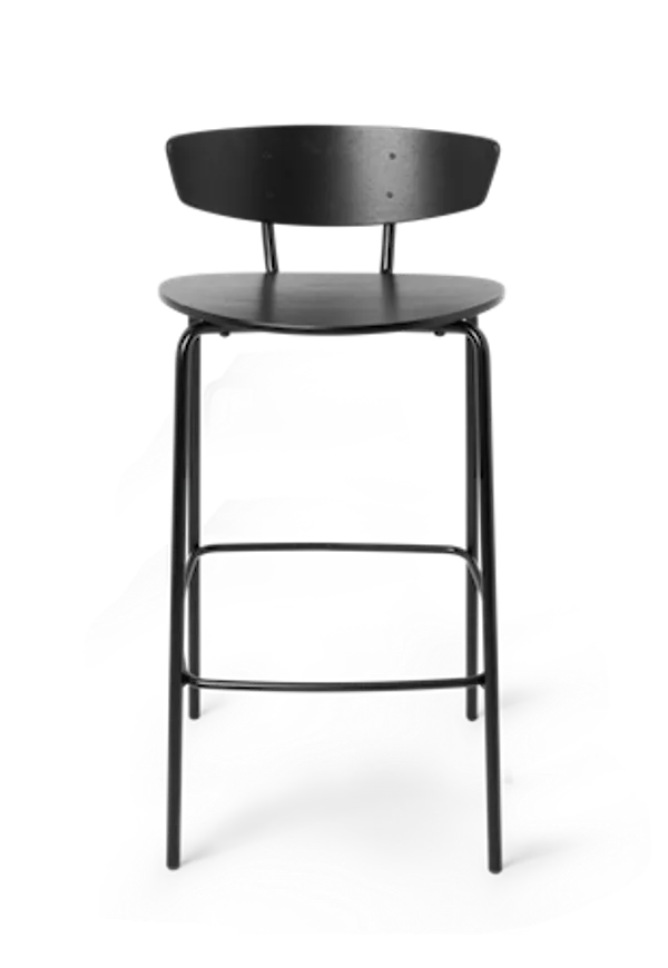 Smickrande svart stol 2025 från FERM LIVING.