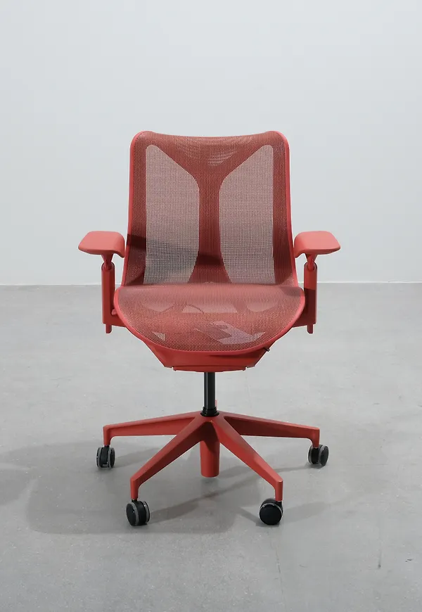 Skön kontorsstol 2025 från Herman Miller.