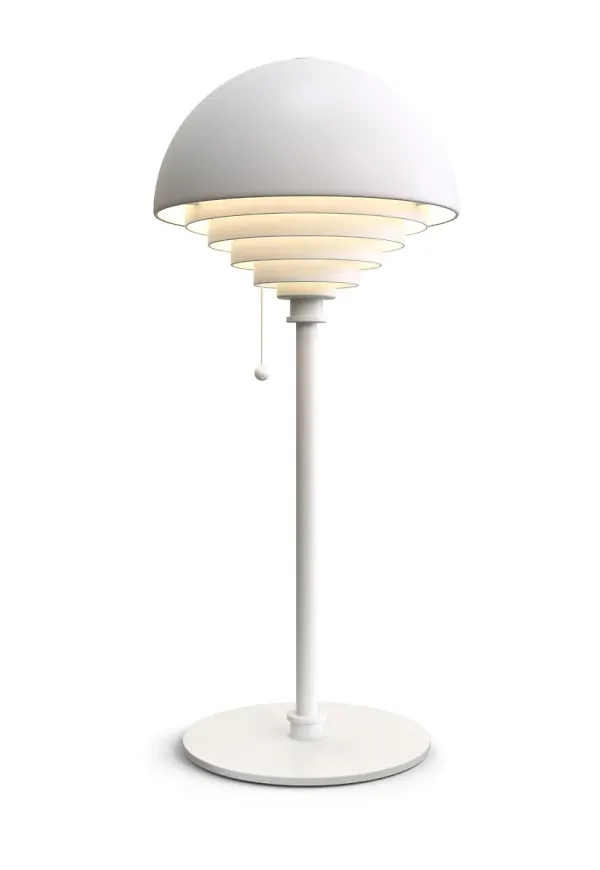 Klassisk Lampa som passar bra vid många olika tillfällen.