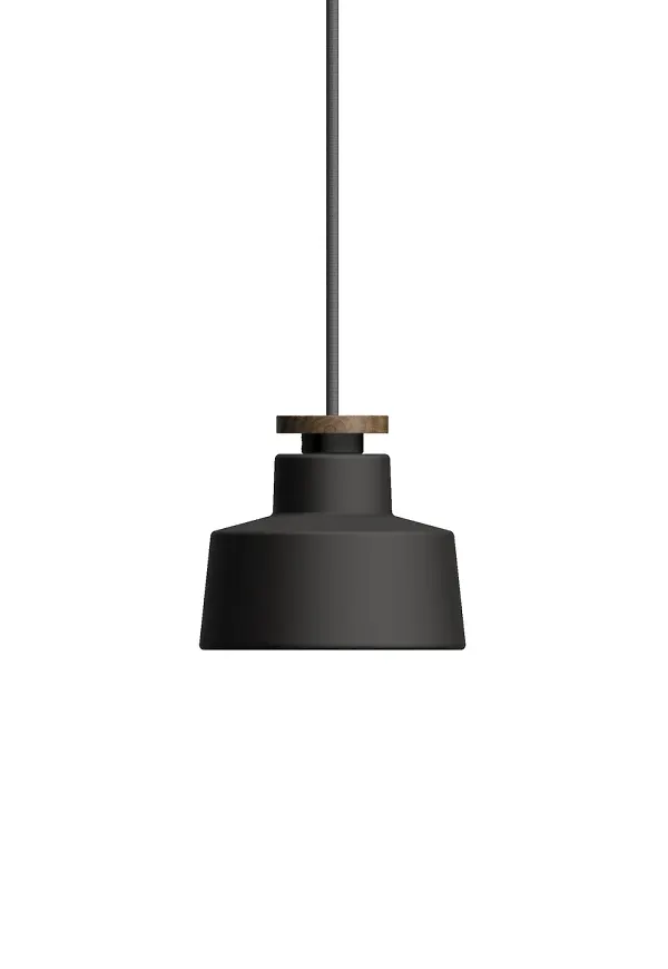 Otroligt fin Lampa som passar bra vid många olika tillfällen.
