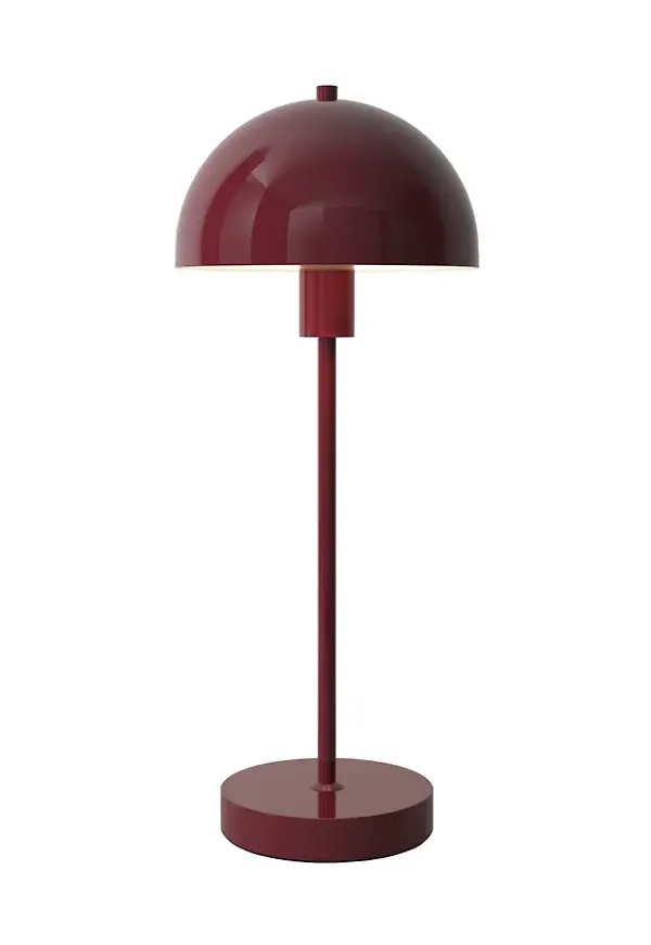 Elegant Lampa som passar bra vid många olika tillfällen.