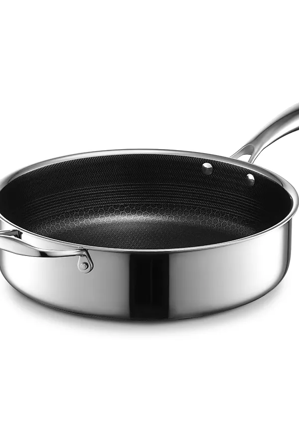 Silverfärgad Hexclad-traktörpanna i stilriktig modell.