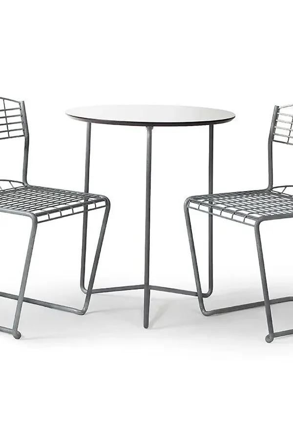 Otroligt fin bord 2025 från Grythyttan Stålmöbler.