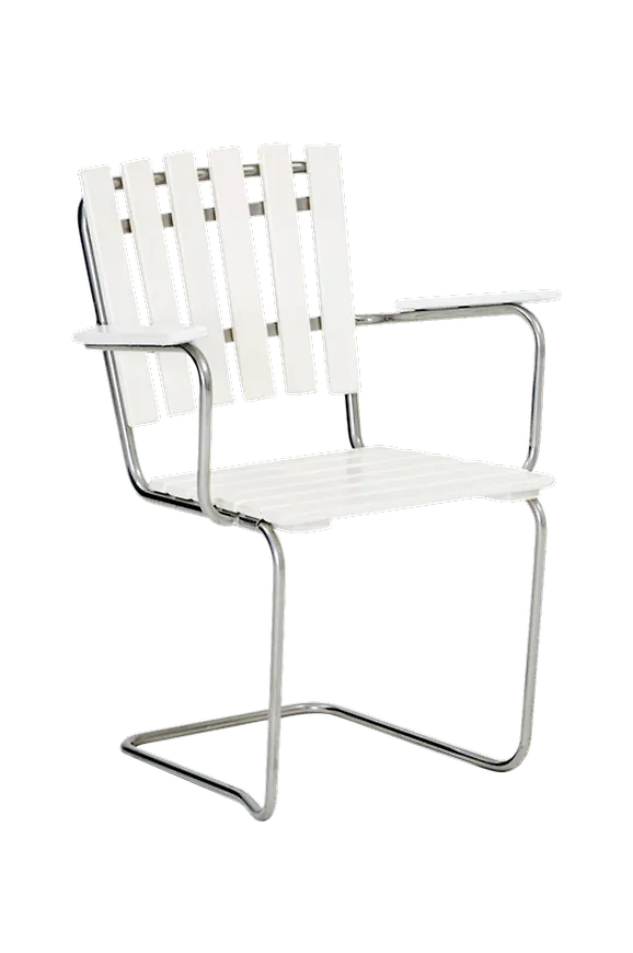 Ikonisk fåtölj 2025 från Hillerstorp.