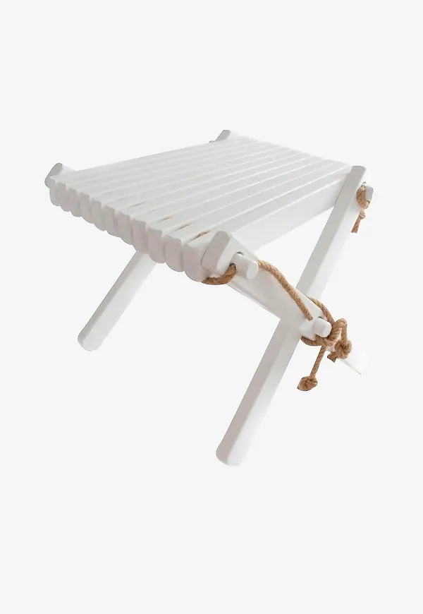 Fantastiskt snygg stol 2026 från Hillerstorp.