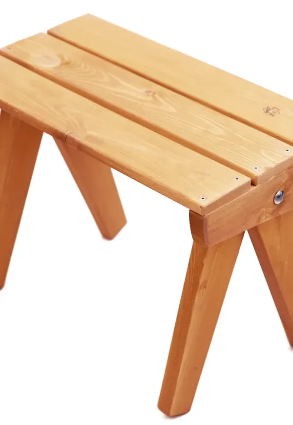 Trendig sidobord 2025 från Hillerstorp.