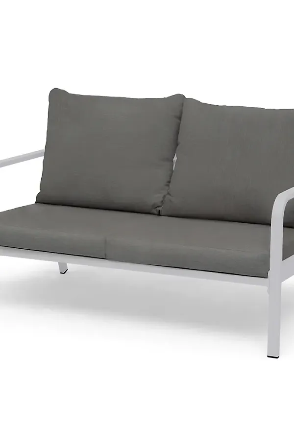 Snygg soffa i aluminium från Hillerstorp.